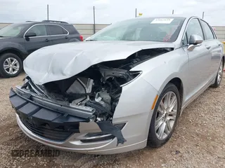2016 Lincoln MKZ with VIN 3LN6L2G90GR631161, listed as a IAAI auction lot 42063610 with 63,336 mi miles. Bid and sale history available at carsss.com. Image 6.