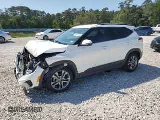 2023 Kia Seltos S z VIN KNDEU2AA2P7425136, wystawiony jako Copart lot #52227575 z przebiegiem 20 505 mil mil oraz Szkoda całkowita • Salvage title. Historia ofert i sprzedaży dostępna na DreamBid. Obrazek 1.