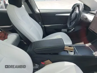 2023 Tesla Model 3 с VIN 5YJ3E1EA0PF483099, выставлен на аукционе IAAI как лот 42545197 с пробегом 72 592 миль миль и . История ставок и продаж доступна на DreamBid. Изображение 5.