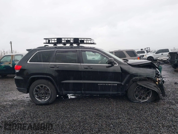 2015 Jeep Grand Cherokee Laredo with VIN 1C4RJFAGXFC602544, listed as a IAAI auction lot 41504666 with 190,170 mi miles. Bid and sale history available at carsss.com. Image 13.