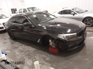 2018 BMW 5 Series 530i with VIN WBAJA5C52JWA37569, listed as a IAAI auction lot 41240799 with 80,116 mi miles and . Bid and sale history available at DreamBid. Image 1.