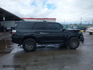 2020 Toyota 4Runner SR5 with VIN JTEBU5JR9L5745422, listed as a IAAI auction lot 41500603 with 58,926 mi miles. Bid and sale history available at carsss.com. Image 14.