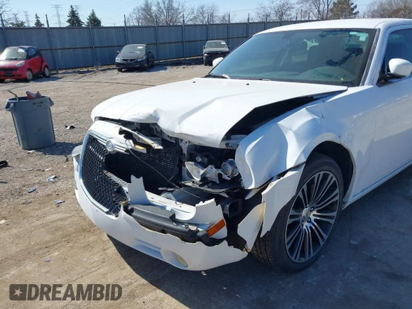 2010 Chrysler 300 with VIN 2C3CA2CV3AH330682, listed as a IAAI auction lot 41812754 with 177,043 mi miles. Bid and sale history available at carsss.com. Image 6.