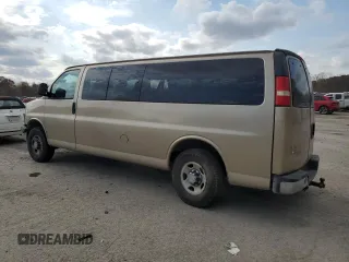 2011 Chevrolet Express Passenger 1LT z VIN 1GAZG1FG2B1154258, wystawiony jako Copart lot #78729104 z przebiegiem 180 662 mil mil oraz Szkoda całkowita • Salvage title. Historia ofert i sprzedaży dostępna na DreamBid. Obrazek 2.