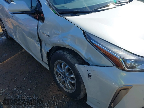 2020 Toyota Prius LE with VIN JTDL9RFU5L3014612, listed as a IAAI auction lot 41366027 with 50,153 mi miles and . Bid and sale history available at DreamBid. Image 18.