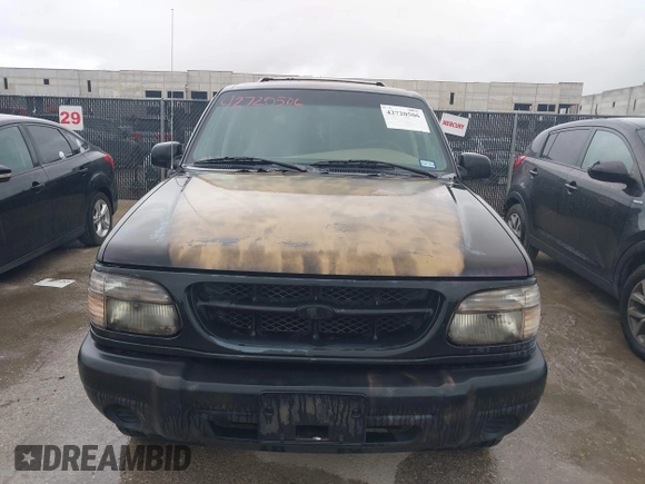 2000 Ford Explorer XLS z VIN 1FMZU62X7YZB81285, wystawiony jako IAAI lot #42720506 z przebiegiem 92 852 mil mil oraz . Historia ofert i sprzedaży dostępna na DreamBid. Obrazek 6.