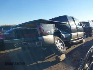 2003 Chevrolet Silverado 1500 with VIN 2GCEK19T231175216, listed as a IAAI auction lot 40819455 with 89,855 mi miles. Bid and sale history available at carsss.com. Image 4.