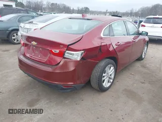 2018 Chevrolet Malibu LT z VIN 1G1ZD5ST3JF138526, wystawiony jako IAAI lot #41461263 z przebiegiem 121 113 mil mil oraz . Historia ofert i sprzedaży dostępna na DreamBid. Obrazek 4.