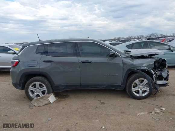2024 Jeep Compass Sport with VIN 3C4NJDANXRT583844, listed as a IAAI auction lot 41359436 with 12,622 mi miles. Bid and sale history available at carsss.com. Image 13.