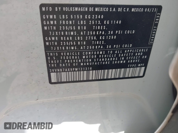 2023 Volkswagen Tiguan SE z VIN 3VVNB7AX9PM121316, wystawiony jako IAAI lot #42138562 z przebiegiem 19 118 mil mil oraz . Historia ofert i sprzedaży dostępna na DreamBid. Obrazek 9.