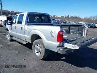 2016 Ford F-250 Lariat with VIN 1FT7W2B65GEA68060, listed as a IAAI auction lot 41852381 with 140,721 mi miles and . Bid and sale history available at DreamBid. Image 3.