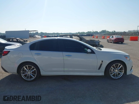 2014 Chevrolet SS z VIN 6G3F15RW4EL958384, wystawiony jako IAAI lot #42314417 z przebiegiem 124 374 mil mil oraz . Historia ofert i sprzedaży dostępna na DreamBid. Obrazek 13.