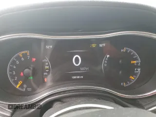 2018 Jeep Grand Cherokee High Altitude with VIN 1C4RJFCTXJC224924, listed as a Copart auction lot 52092775 with 108,190 mi miles and Salvage title. Bid and sale history available at DreamBid. Image 9.