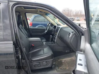 2010 Mercury Mountaineer Premier z VIN 4M2EN4JEXAUJ01639, wystawiony jako IAAI lot #41914498 z przebiegiem 178 803 mil mil oraz . Historia ofert i sprzedaży dostępna na DreamBid. Obrazek 5.