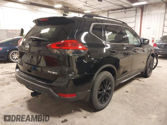 2017 Nissan Rogue SL with VIN 5N1AT2MV0HC757919, listed as a IAAI auction lot 42010409 with 122,089 mi miles. Bid and sale history available at carsss.com. Image 4.