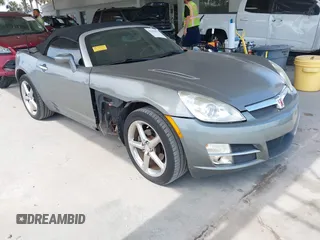 2007 Saturn Sky z VIN 1G8MB35B27Y139589, wystawiony jako IAAI lot #42456172 z przebiegiem 180 308 mil mil oraz . Historia ofert i sprzedaży dostępna na DreamBid. Obrazek 1.