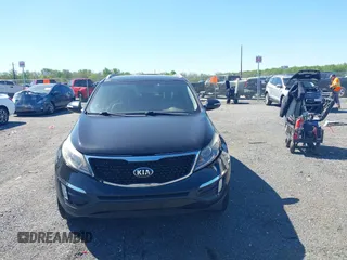 2015 Kia Sportage EX z VIN KNDPC3ACXF7712113, wystawiony jako IAAI lot #42127859 z przebiegiem 50 734 mil mil oraz . Historia ofert i sprzedaży dostępna na DreamBid. Obrazek 12.