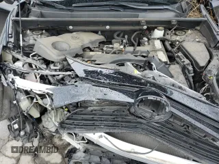 2022 Toyota RAV4 XLE with VIN 2T3W1RFV8NW222612, listed as a Copart auction lot 60675335 with 63,446 mi miles and Salvage title. Bid and sale history available at DreamBid. Image 11.