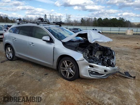 2015 Volvo V60 T5 Drive-E Premier Plus with VIN YV140MEC3F1187632, listed as a Copart auction lot 86790364 with 141,046 mi miles and Salvage Title. Bid and sale history available at carsss.com. Image 4.