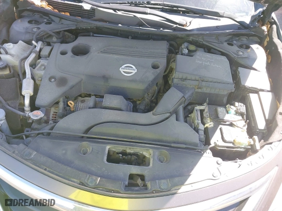 2015 Nissan Altima 2.5 with VIN 1N4AL3AP2FN301492, listed as a IAAI auction lot 41820546 with 147,567 mi miles. Bid and sale history available at carsss.com. Image 10.