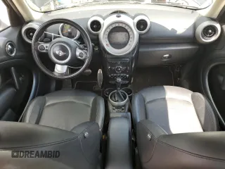 2012 MINI Countryman S with VIN WMWZC5C55CWL56879, listed as a Copart auction lot 63572725 with 86,979 mi miles and Clean title. Bid and sale history available at DreamBid. Image 8.