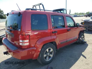 2008 Jeep Liberty Sport z VIN 1J8GN28K68W143375, wystawiony jako Copart lot #56186215 z przebiegiem 64 472 mil mil oraz Szkoda całkowita • Salvage title. Historia ofert i sprzedaży dostępna na DreamBid. Obrazek 3.