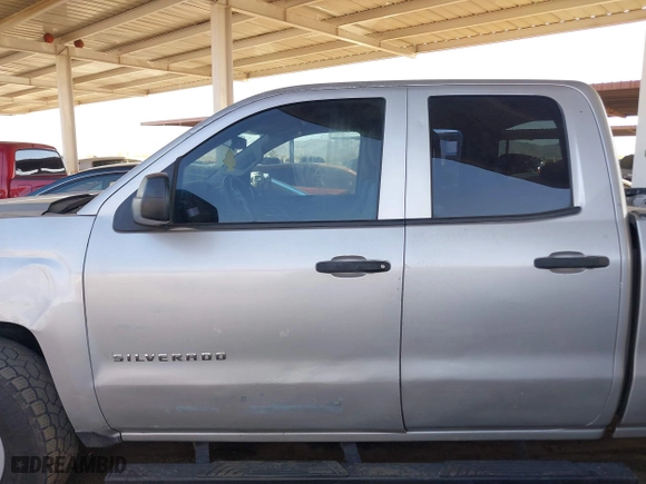2014 Chevrolet Silverado 1500 Work Truck with VIN 1GCRCPEH0EZ293553, listed as a IAAI auction lot 41563580 with 214,104 mi miles. Bid and sale history available at carsss.com. Image 14.
