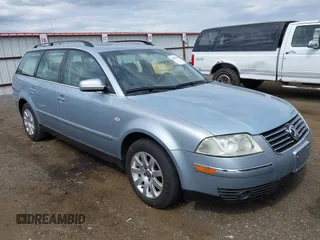 2003 Volkswagen Passat GLS с VIN WVWVD63B53E159033, выставлен на аукционе IAAI как лот 42559043 с пробегом 264 800 миль миль и . История ставок и продаж доступна на DreamBid. Изображение 1.