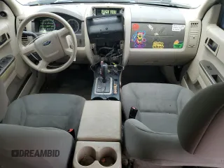 2008 Ford Escape XLS z VIN 1FMCU02Z98KB14085, wystawiony jako Copart lot #58335845 z przebiegiem 191 313 mil mil oraz Szkoda całkowita • Salvage title. Historia ofert i sprzedaży dostępna na DreamBid. Obrazek 8.