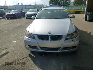 2007 BMW 3 Series 328xi z VIN WBAVT73557FZ35290, wystawiony jako Copart lot #48251955 z przebiegiem 287 728 mil mil oraz Szkoda całkowita • Salvage title. Historia ofert i sprzedaży dostępna na DreamBid. Obrazek 11.
