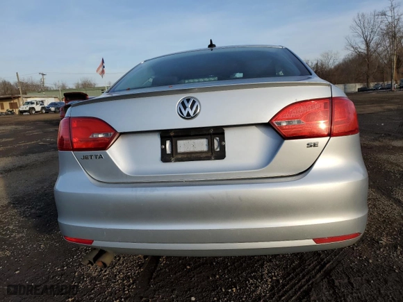 2014 Volkswagen Jetta Sedan SE w/Connectivity with VIN 3VWB07AJ2EM327428, listed as a Copart auction lot 85767434 with NaN miles and Salvage Title. Bid and sale history available at carsss.com. Image 6.