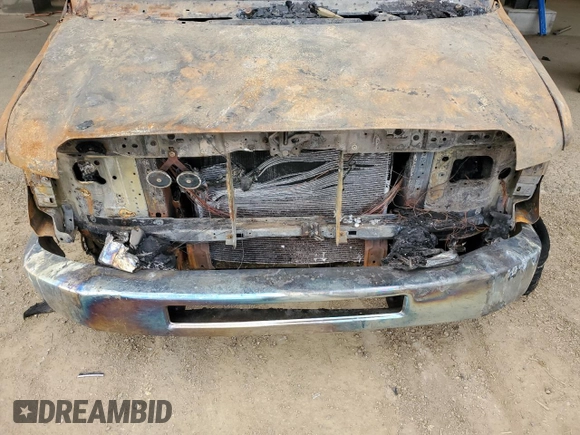 2012 Ford Econoline Cargo z VIN 1FTSE3ES5CDA07013, wystawiony jako Copart lot #84464854 z przebiegiem Nie podano mil oraz Nie do naprawy • Non repairable. Historia ofert i sprzedaży dostępna na DreamBid. Obrazek 12.