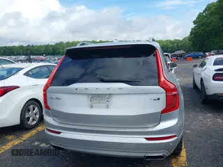 2018 Volvo XC90 Momentum z VIN YV4A22PK1J1326237, wystawiony jako IAAI lot #42224960 z przebiegiem 126 153 mil mil oraz . Historia ofert i sprzedaży dostępna na DreamBid. Obrazek 16.