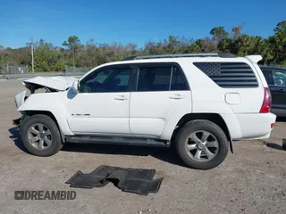 2004 Toyota 4Runner SR5 with VIN JTEBU14R840046611, listed as a IAAI auction lot 41630252 with 262,946 mi miles and . Bid and sale history available at DreamBid. Image 15.