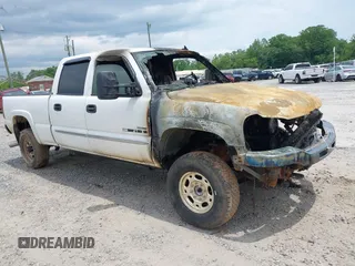 2006 GMC Sierra 2500HD SL with VIN 1GTHK23D26F227168, listed as a IAAI auction lot 42296827 with Not provided miles and . Bid and sale history available at DreamBid. Image 1.