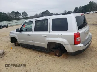 2013 Jeep Patriot Latitude with VIN 1C4NJPFB9DD146531, listed as a Copart auction lot 44819775 with 220,396 mi miles and Salvage Title. Bid and sale history available at carsss.com. Image 2.