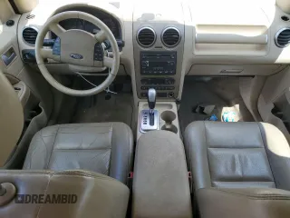 2005 Ford Freestyle SEL with VIN 1FMZK02195GA22435, listed as a Copart auction lot 54985104 with 0 mi miles and Salvage Title. Bid and sale history available at carsss.com. Image 8.