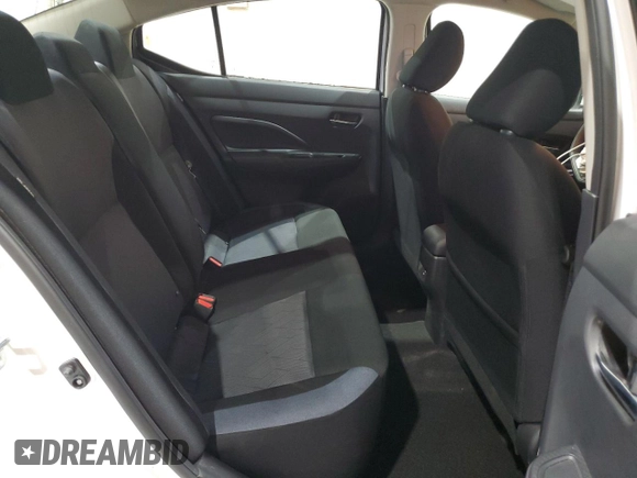 2025 Nissan Versa SV z VIN 3N1CN8EV7SL821512, wystawiony jako Copart lot #58159835 z przebiegiem 12 282 mil mil oraz Nie do naprawy • Non repairable. Historia ofert i sprzedaży dostępna na DreamBid. Obrazek 10.