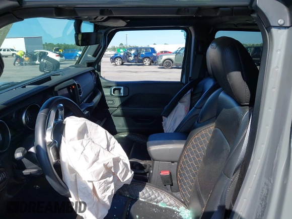 2022 Jeep Gladiator High Altitude with VIN 1C6HJTFG6NL152173, listed as a IAAI auction lot 42524638 with 17,148 mi miles and . Bid and sale history available at DreamBid. Image 5.