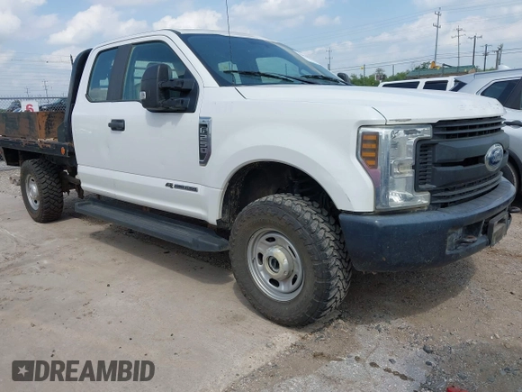 2018 Ford F-250 z VIN 1FD7X2BT6JEC67611, wystawiony jako IAAI lot #42426062 z przebiegiem Nie podano mil oraz . Historia ofert i sprzedaży dostępna na DreamBid. Obrazek 1.