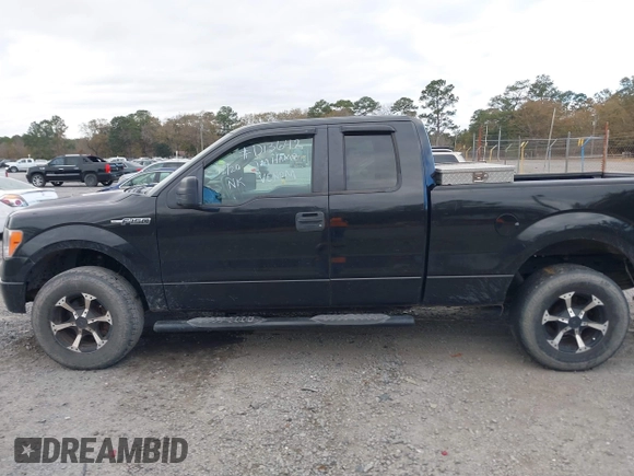 2011 Ford F-150 XL with VIN 1FTEX1EM0BKD13642, listed as a IAAI auction lot 41171012 with 258,023 mi miles and . Bid and sale history available at carsss.com. Image 14.