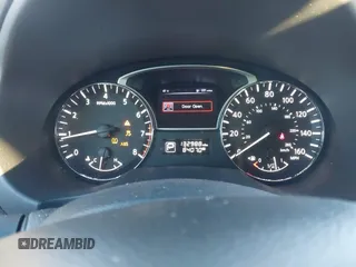 2015 Nissan Altima 2.5 SV with VIN 1N4AL3AP2FC591938, listed as a IAAI auction lot 41023604 with 132,988 mi miles. Bid and sale history available at carsss.com. Image 7.
