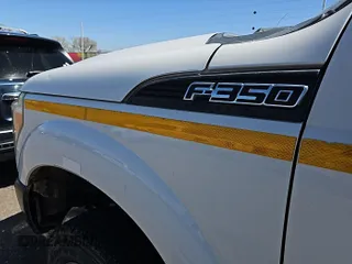 2013 Ford F-350 с VIN 1FD7X3B67DEA52601, выставлен на аукционе IAAI как лот 42796188 с пробегом 335 745 миль миль и . История ставок и продаж доступна на DreamBid. Изображение 22.