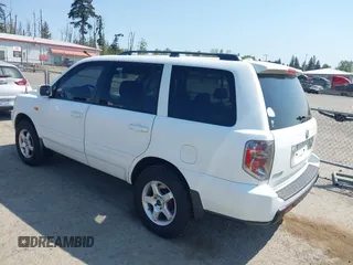 2008 Honda Pilot EX-L with VIN 5FNYF18568B025960, listed as a IAAI auction lot 42100571 with 206,437 mi miles. Bid and sale history available at carsss.com. Image 3.