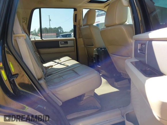 2012 Ford Expedition XLT с VIN 1FMJU1J5XCEF63648, выставлен на аукционе IAAI как лот 42145577 с пробегом 165 196 миль миль и . История ставок и продаж доступна на DreamBid. Изображение 8.