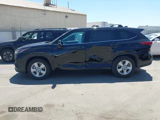 2021 Toyota Highlander L with VIN 5TDZZRAH9MS053319, listed as a IAAI auction lot 42478652 with 48,687 mi miles and . Bid and sale history available at DreamBid. Image 14.