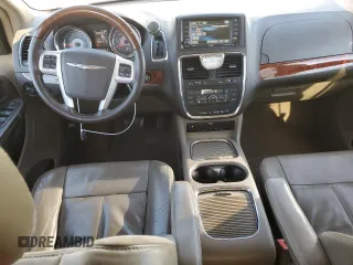 2015 Chrysler Town & Country Limited Platinum with VIN 2C4RC1GG6FR742540, listed as a Copart auction lot 42655965 with 135,227 mi miles and Salvage Title. Bid and sale history available at carsss.com. Image 8.
