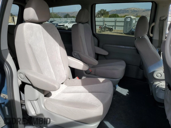 2012 Kia Sedona LX with VIN KNDMG4C7XC6418645, listed as a Copart auction lot 79535074 with 130,023 mi miles and Salvage Title. Bid and sale history available at DreamBid. Image 11.