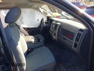 2018 Ram 1500 Tradesman with VIN 1C6RR7FG3JS222877, listed as a IAAI auction lot 41506573 with 133,167 mi miles and . Bid and sale history available at DreamBid. Image 5.