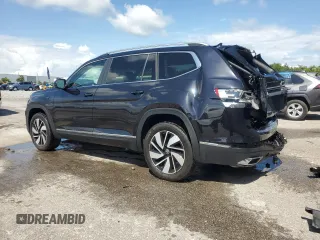 2024 Volkswagen Atlas SEL with VIN 1V2BR2CA9RC545090, listed as a Copart auction lot 61136825 with 18,248 mi miles and Non repairable. Bid and sale history available at DreamBid. Image 2.